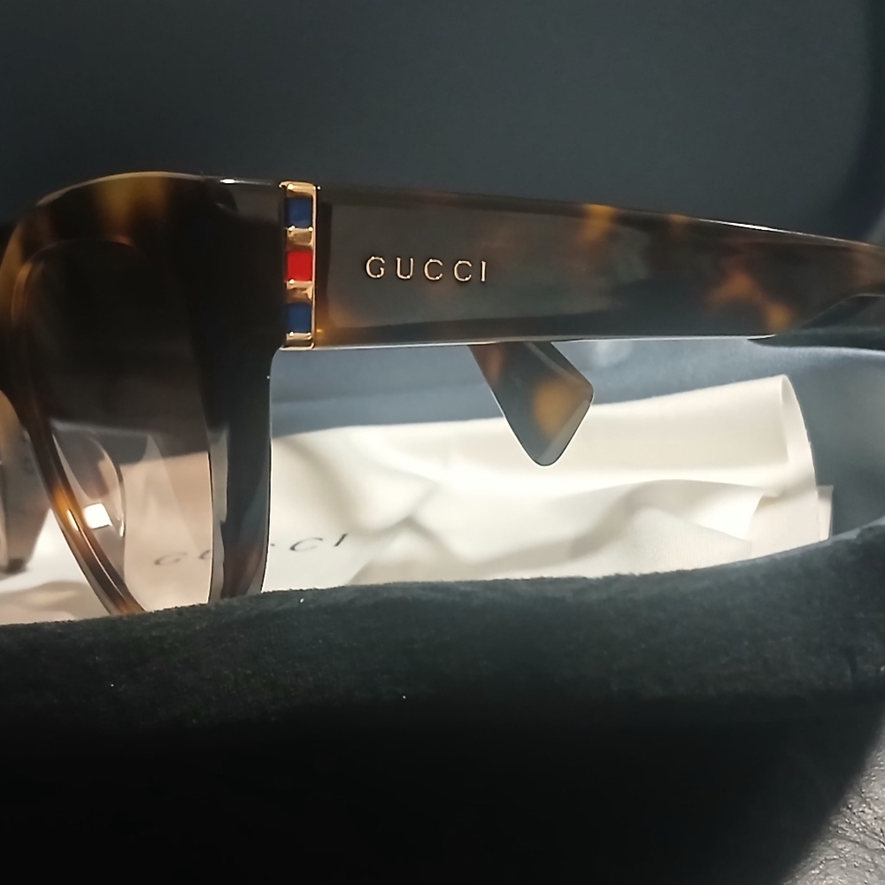 Authentic GUCCI sunglasses Havana Case Made In Italy - Picture 2 of 16